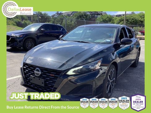 Used 2023 Nissan Altima 2.5 SR AWD/4WD image 1