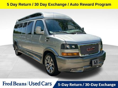 Used 2023 GMC Savana 2500 Extended RWD image 1