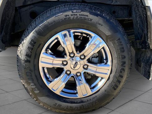 Used 2019 Ford Ranger XLT w/ Equipment Group 302A Luxury image 11