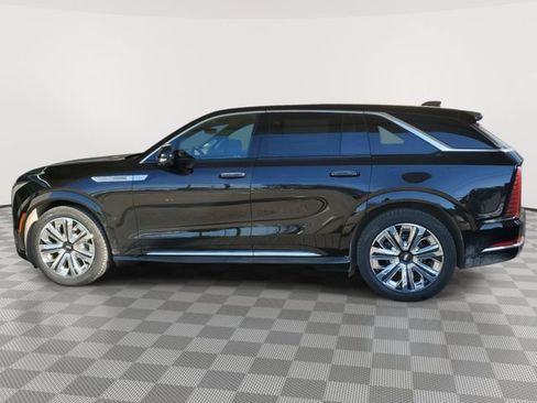 New 2025 Cadillac Escalade IQ Luxury 2 w/ LPO, Radiant Package image 3