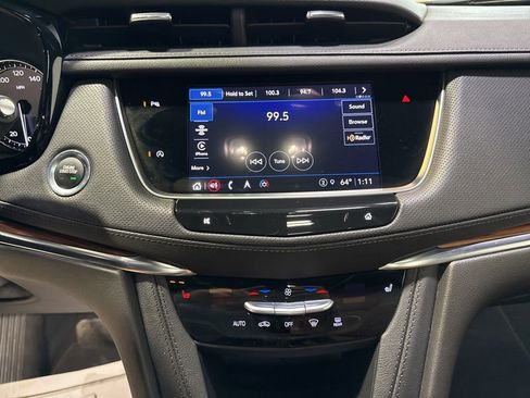 Used 2022 Cadillac XT5 Premium Luxury w/ LPO, Floor Liner Package AWD/4WD image 16