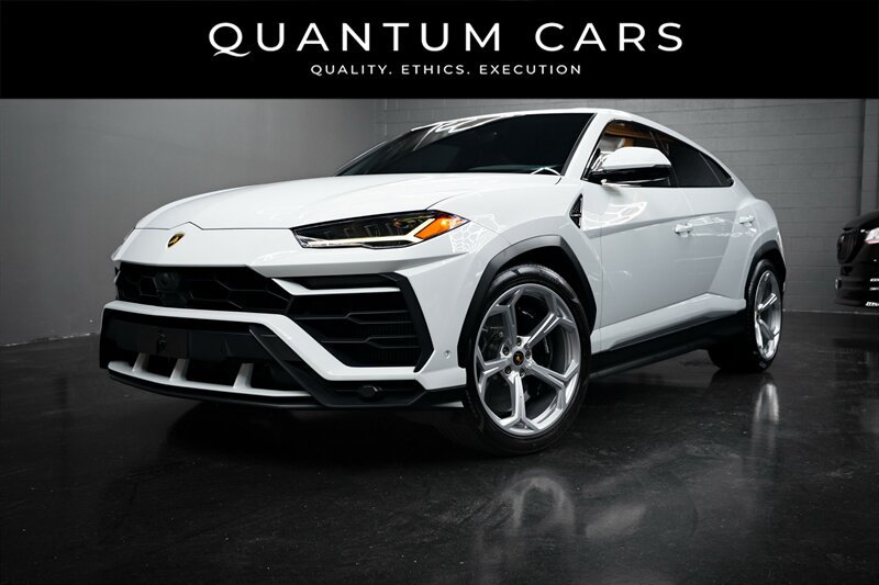 Used 2020 Lamborghini Urus AWD/4WD image 1