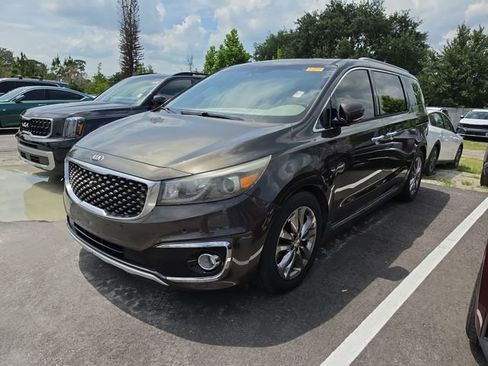 Used 2018 Kia Sedona SX Limited w/ SX Limited Prestige Package FWD image 2