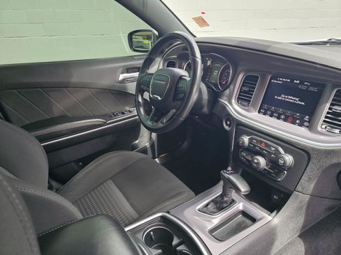 Used 2019 Dodge Charger R/T w/ Driver Confidence Group RWD image 10