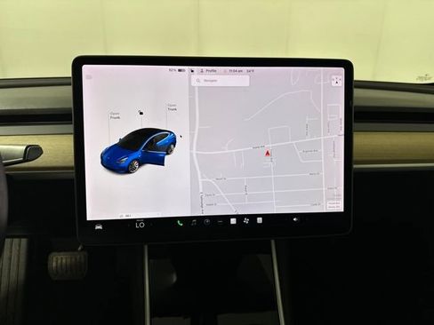Used 2018 Tesla Model 3 Long Range image 18