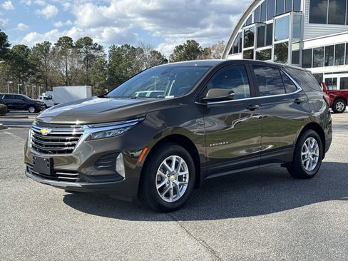 Used 2024 Chevrolet Equinox LT image 5