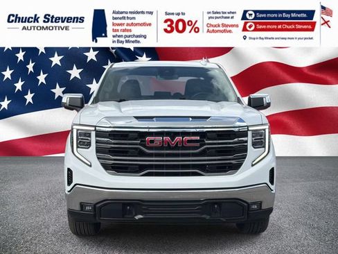 Used 2026 GMC Sierra 1500 SLT AWD/4WD image 3