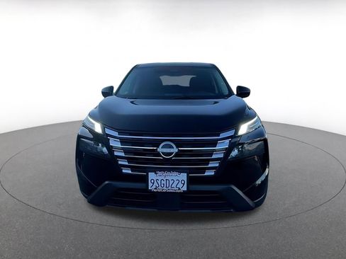 Used 2025 Nissan Rogue SV image 4