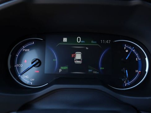 New 2025 Toyota RAV4 XLE image 21