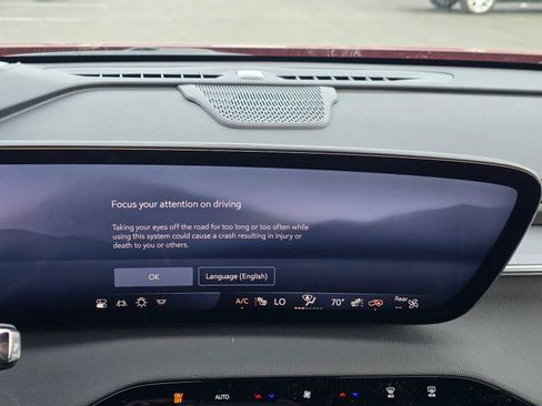 New 2025 Buick Enclave Sport Touring w/ Power Package image 21