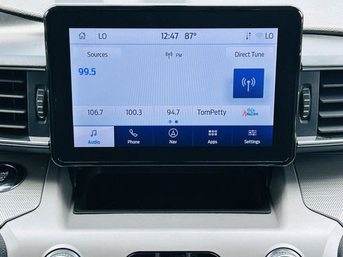 Used 2023 Ford Explorer XLT w/ Equipment Group 202A AWD/4WD image 23