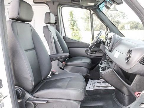 New 2025 Mercedes-Benz Sprinter 2500 image 17