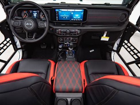 Used 2026 Jeep Wrangler Unlimited Sport image 2