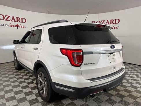 Used 2018 Ford Explorer Limited image 6