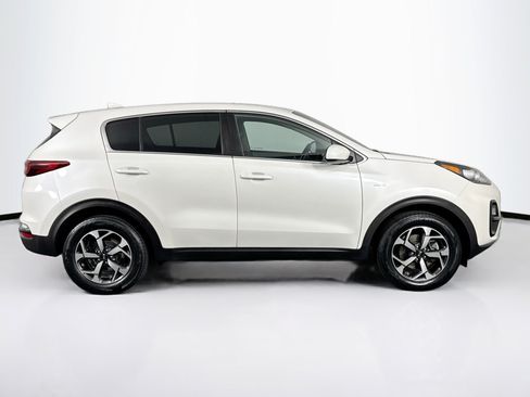Used 2021 Kia Sportage LX AWD/4WD image 12
