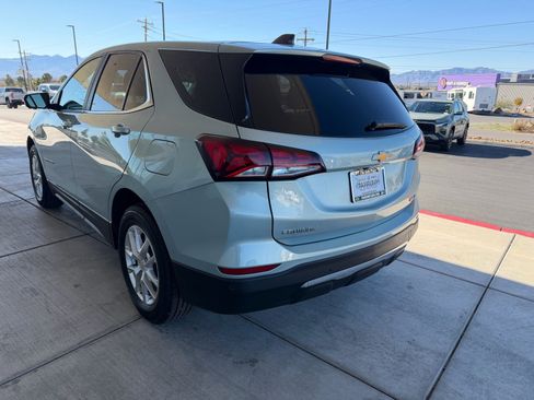 Used 2022 Chevrolet Equinox LT image 5