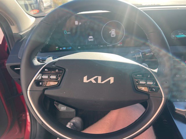 Used 2022 Kia EV6 Wind AWD/4WD image 8