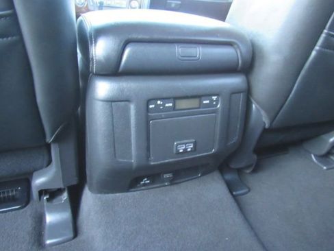 Used 2017 Nissan Armada SL w/ Technology Package image 27