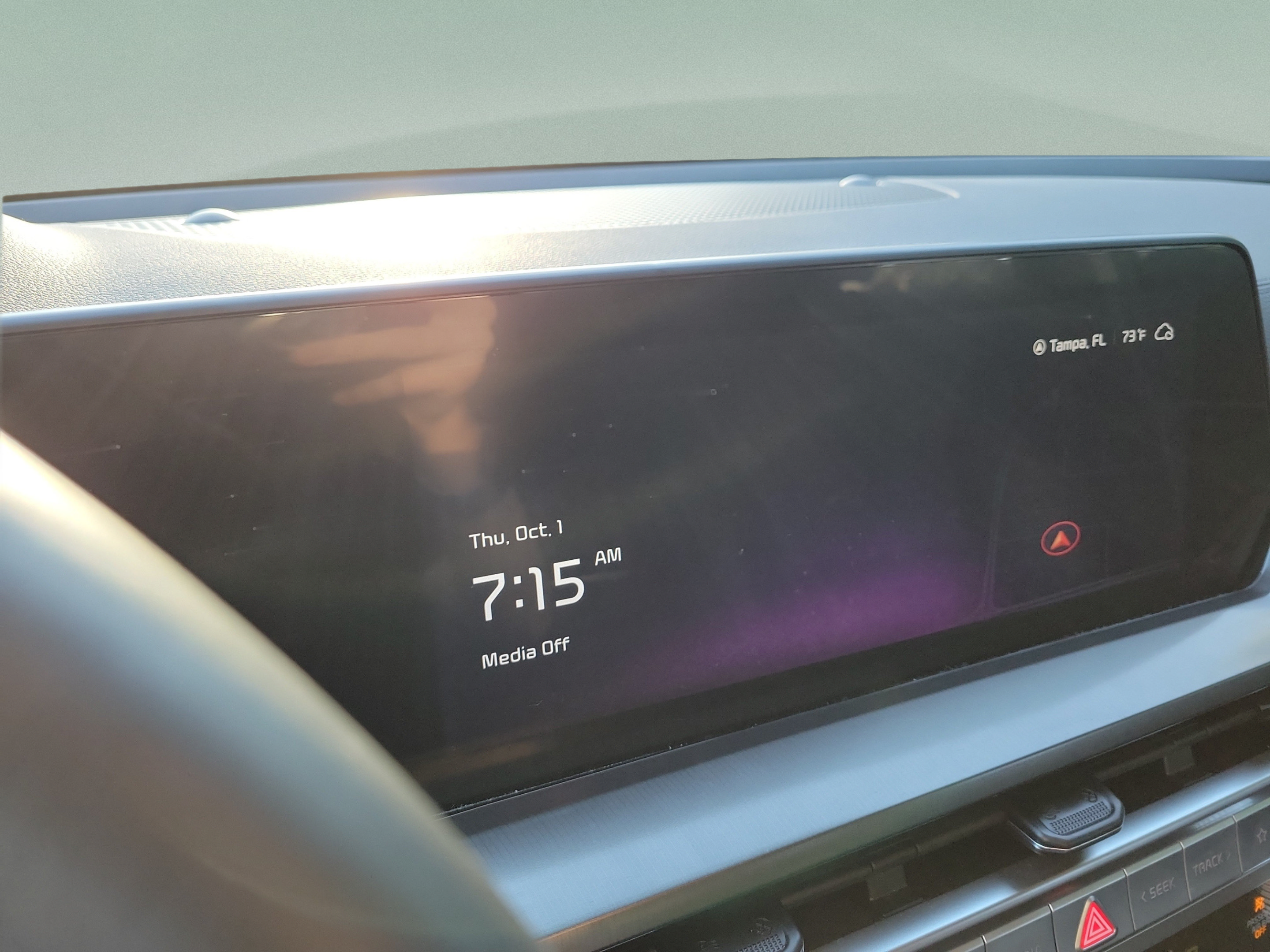 Certified 2025 Kia Telluride LX FWD image 18