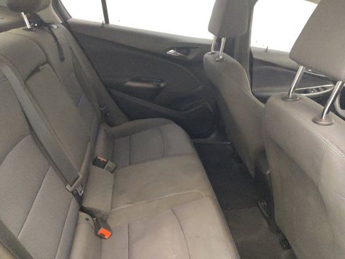 Used 2019 Chevrolet Cruze LT image 19