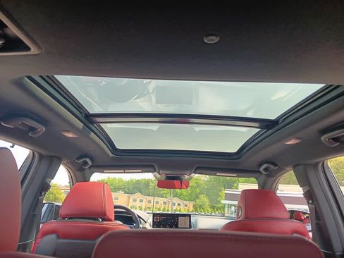 Used 2023 Acura MDX A-Spec image 13