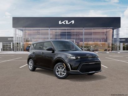 New 2025 Kia Soul LX