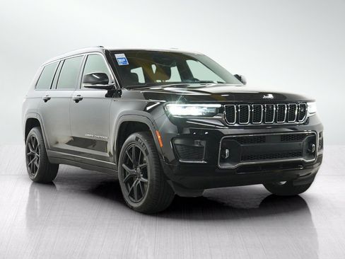 Used 2021 Jeep Grand Cherokee L Overland w/ Advanced Protech Group III AWD/4WD image 7