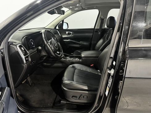 Used 2023 Kia Sorento SX AWD/4WD image 13