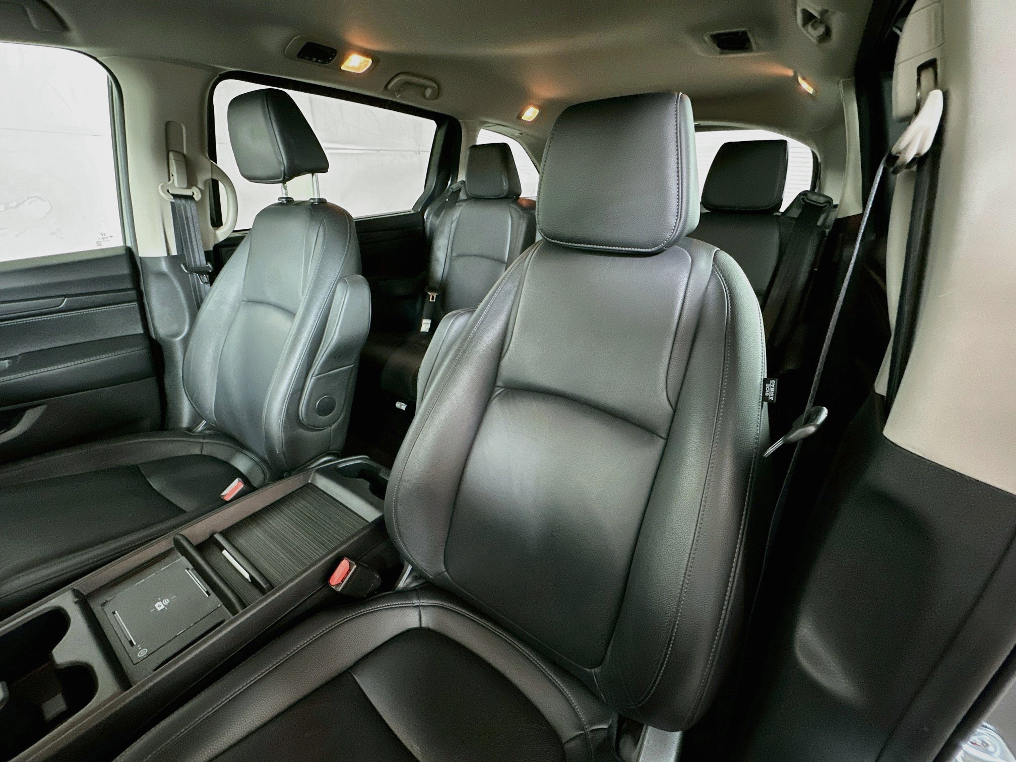Certified 2025 Honda Odyssey EX-L image 18
