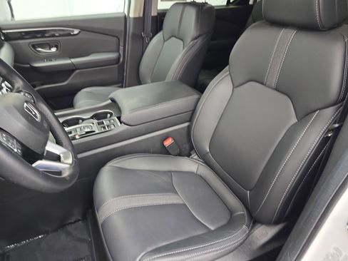 Certified 2025 Honda Pilot EX-L image 15