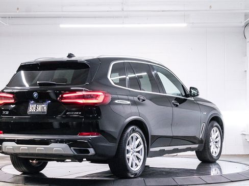 Certified 2022 BMW X5 xDrive45e w/ Parking Assistance Package image 6