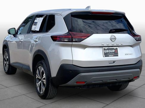 Used 2023 Nissan Rogue SV AWD/4WD image 12