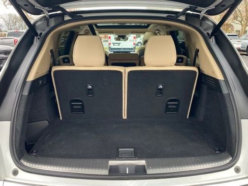 Used 2022 Acura MDX SH-AWD w/ Advance Package image 12