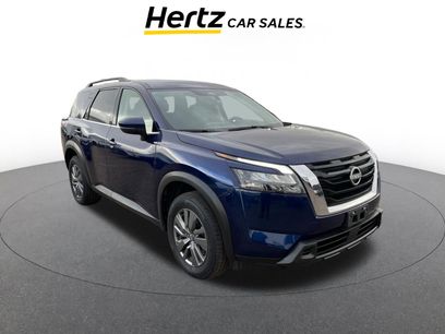 Used 2025 Nissan Pathfinder SV