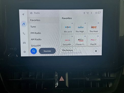 Used 2024 Toyota Corolla Cross LE image 21