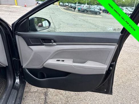 Used 2020 Hyundai Elantra SEL FWD image 16