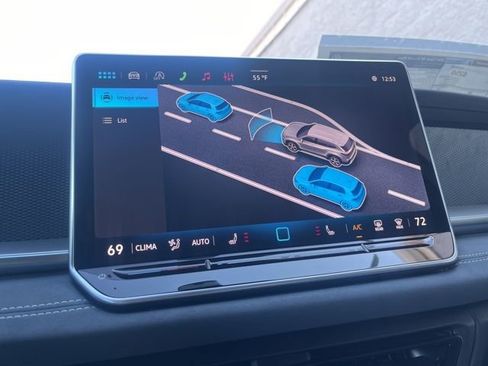New 2026 Volkswagen Tiguan SE R-Line FWD image 16