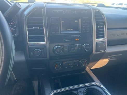 Used 2018 Ford F250 XL w/ Power Equipment Group AWD/4WD image 5