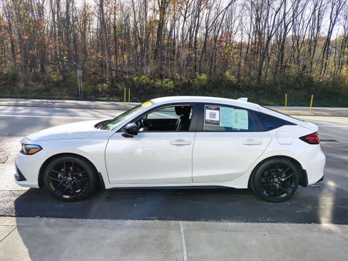 Used 2024 Honda Civic Sport image 4