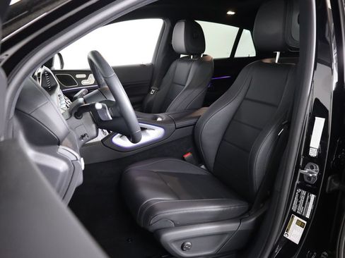 Used 2025 Mercedes-Benz GLE 450 4MATIC Coupe image 32