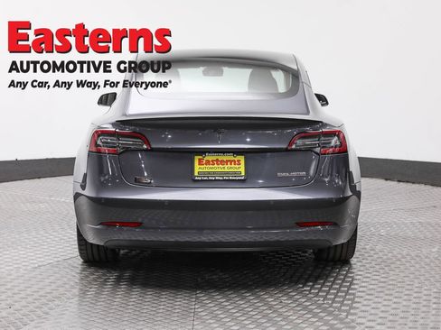 Used 2018 Tesla Model 3 Performance image 6