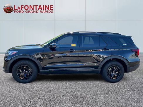 Used 2026 Ford Explorer Tremor w/ Tremor Convenience Package AWD/4WD image 4