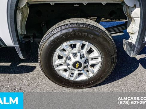 Used 2025 Chevrolet Silverado 2500 LT w/ Convenience Package AWD/4WD image 17