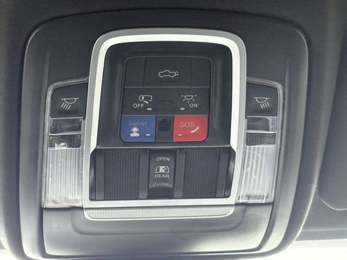 Used 2024 RAM 3500 Laramie w/ Night Edition image 23