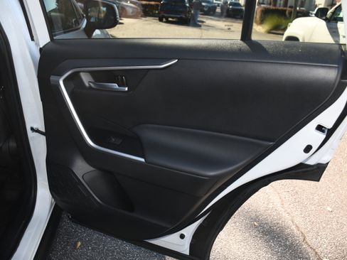 Certified 2023 Toyota RAV4 XLE Premium image 21