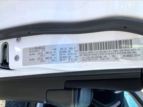 Used 2017 Jeep Cherokee Sport image 30