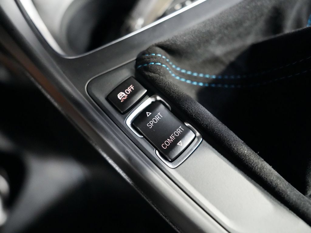 Used 2018 BMW M2 w/ Executive Package RWD image 27