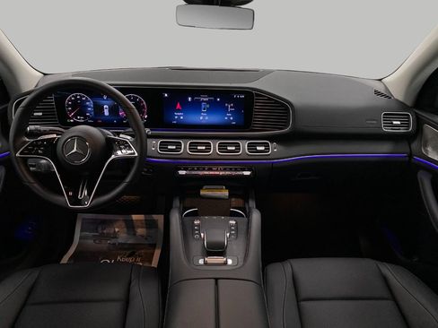 Certified 2026 Mercedes-Benz GLS 450 4MATIC image 22