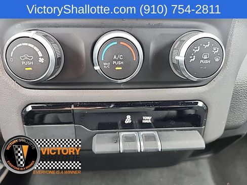 Used 2022 RAM 1500 Big Horn AWD/4WD image 8