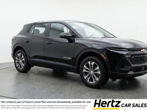 Used 2025 Chevrolet Equinox LT image 1